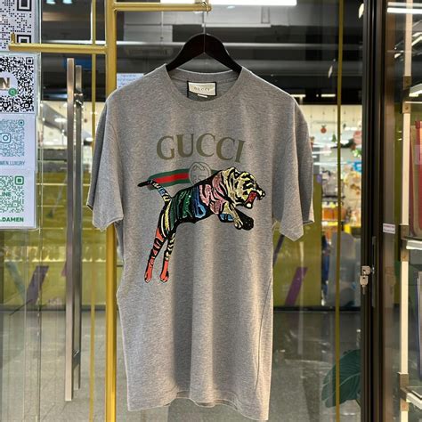 gucci tiger sequin shirt